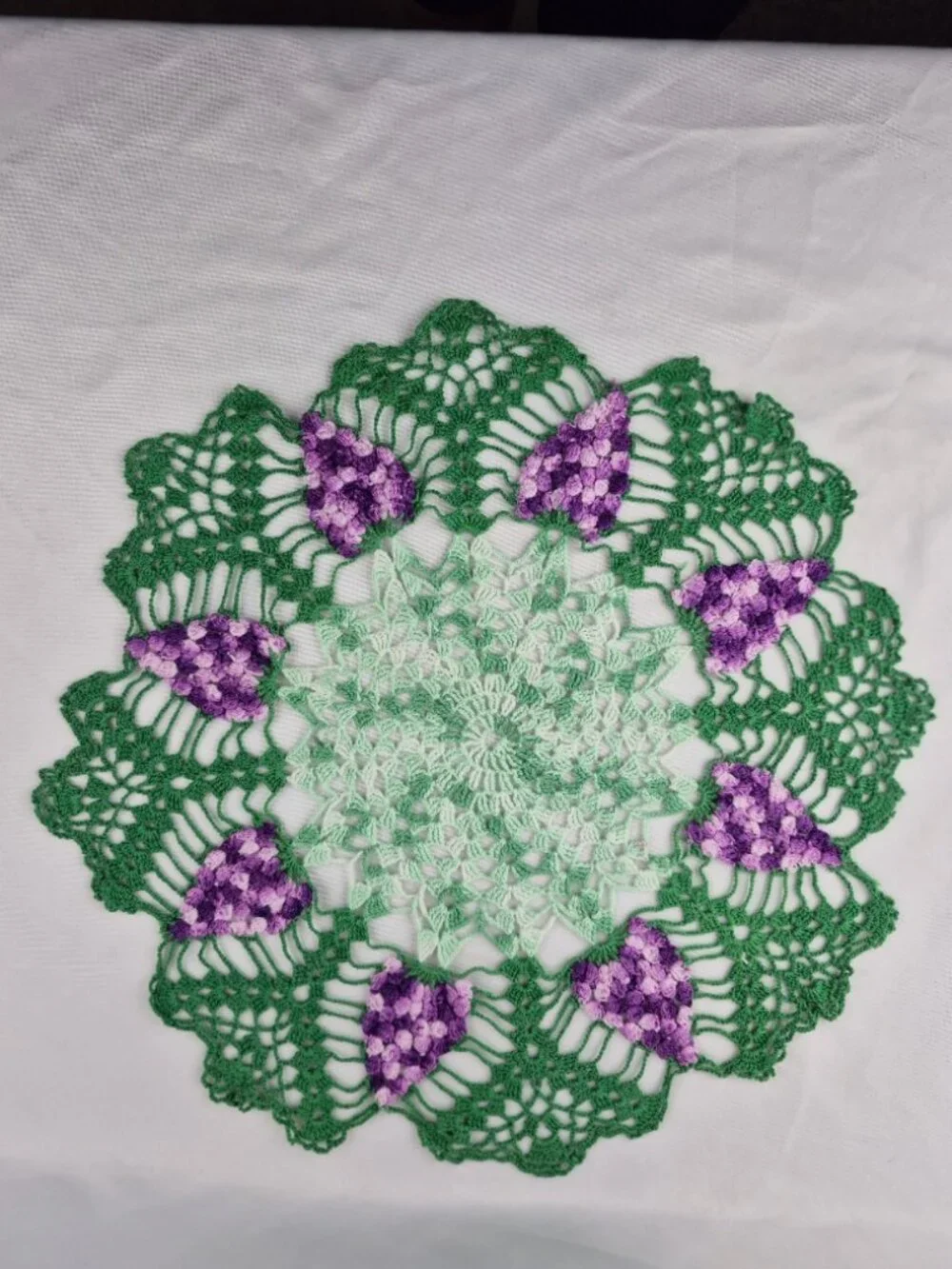 Vintage Large Crocheted Round Doily Green Leaf Raised 3D Purple Grape Clusters